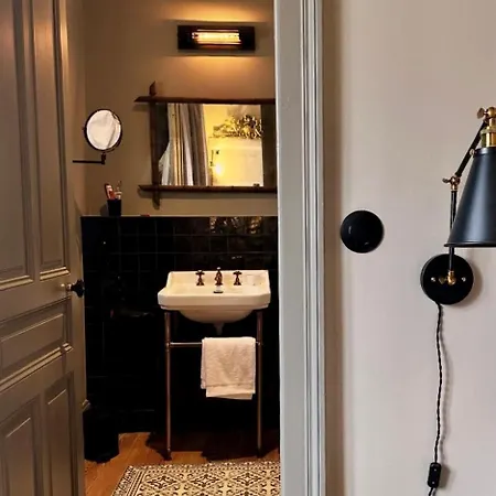 Les Du Parc - D'hôtes Ambroise&germaine - Meublé 5 étoiles Marie 2 à 5 Pensión 5*