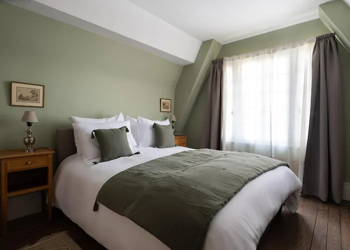 Гостевой дом Les Du Parc - D'hotes Ambroise & Germaine - Meuble 5 Etoiles Marie 2 A 5 Виттель