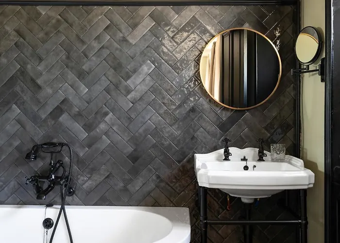 Гостевой дом Les Du Parc - D'hotes Ambroise & Germaine - Meuble 5 Etoiles Marie 2 A 5 5*