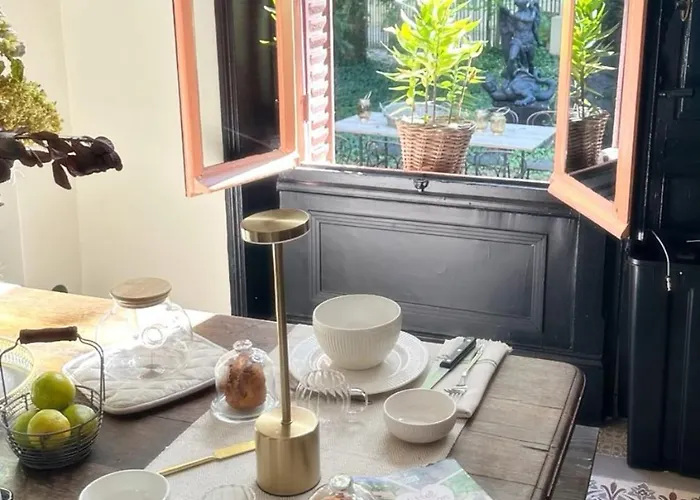 Гостевой дом Les Du Parc - D'hotes Ambroise & Germaine - Meuble 5 Etoiles Marie 2 A 5 Виттель